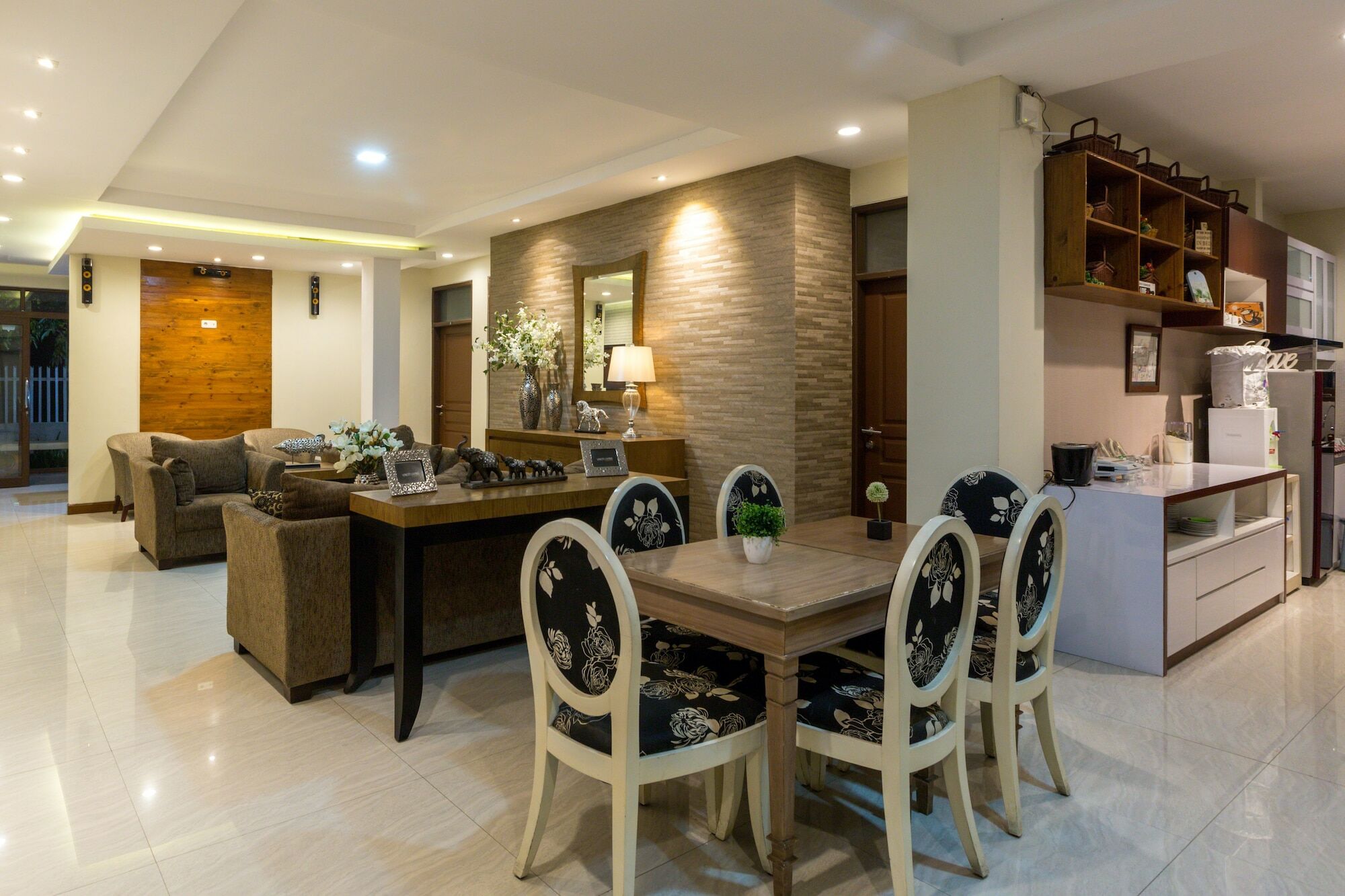 Jayagiri Guesthouse By Belgareti Lembang Exterior foto