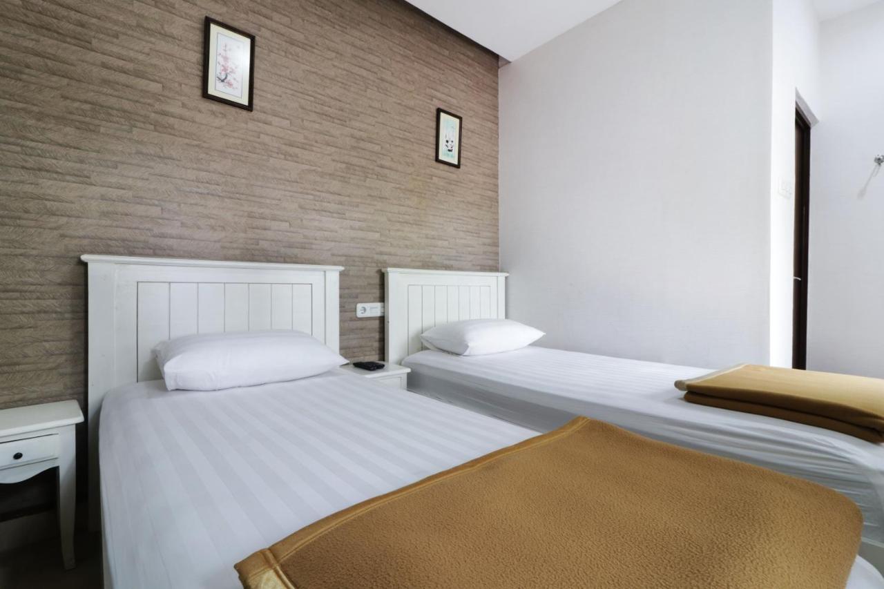 Jayagiri Guesthouse By Belgareti Lembang Exterior foto